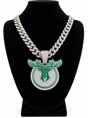 NBA Milwaukee Bucks Iced Out Pendant Silver Cuban Link Chain Necklace
